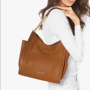 MICHAEL MICHAEL KORS Newbury Medium Chain Shoulder Tote